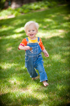 Little boy running in Durango pic