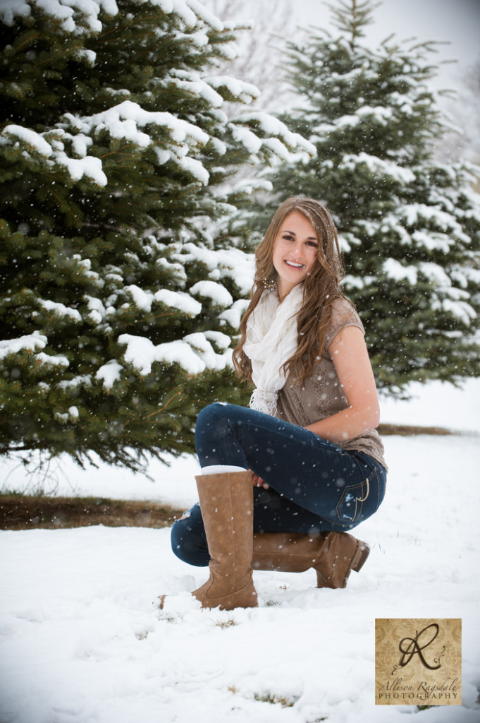 senior portraits snow winter bella durango allisonragsdalephotography poses country shoe