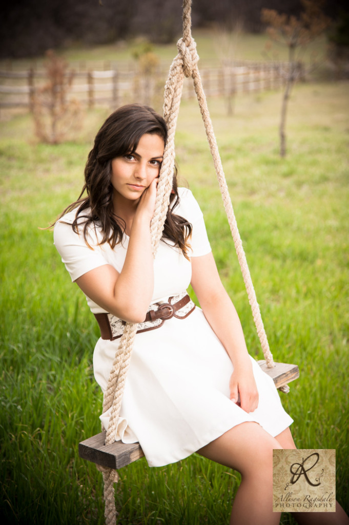 Durango Senior Pictures Tree Swing