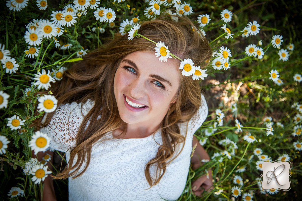 daisy flower crown senior pic