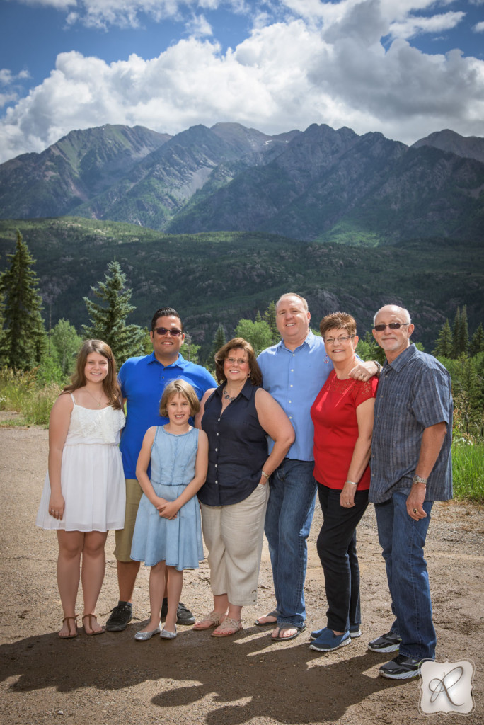 Family photo Shoots in Durango Colorado at Durango Mountain Resort 