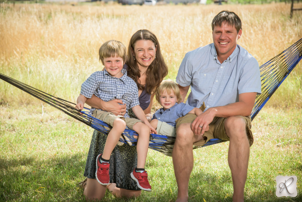 The Unterreiner family photo session with Allison Ragsdale Photography in Durango, Colorado 