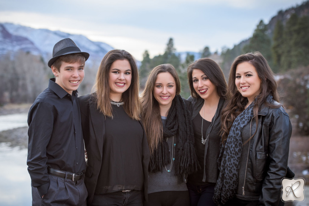 The Snowberger family during their session with Allison Ragsdale Photography in Durango, Colorado 