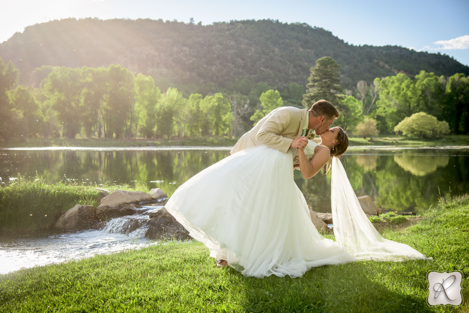 Wedding by Durango Photographer Allison Ragsdale at LePlatt's Pond