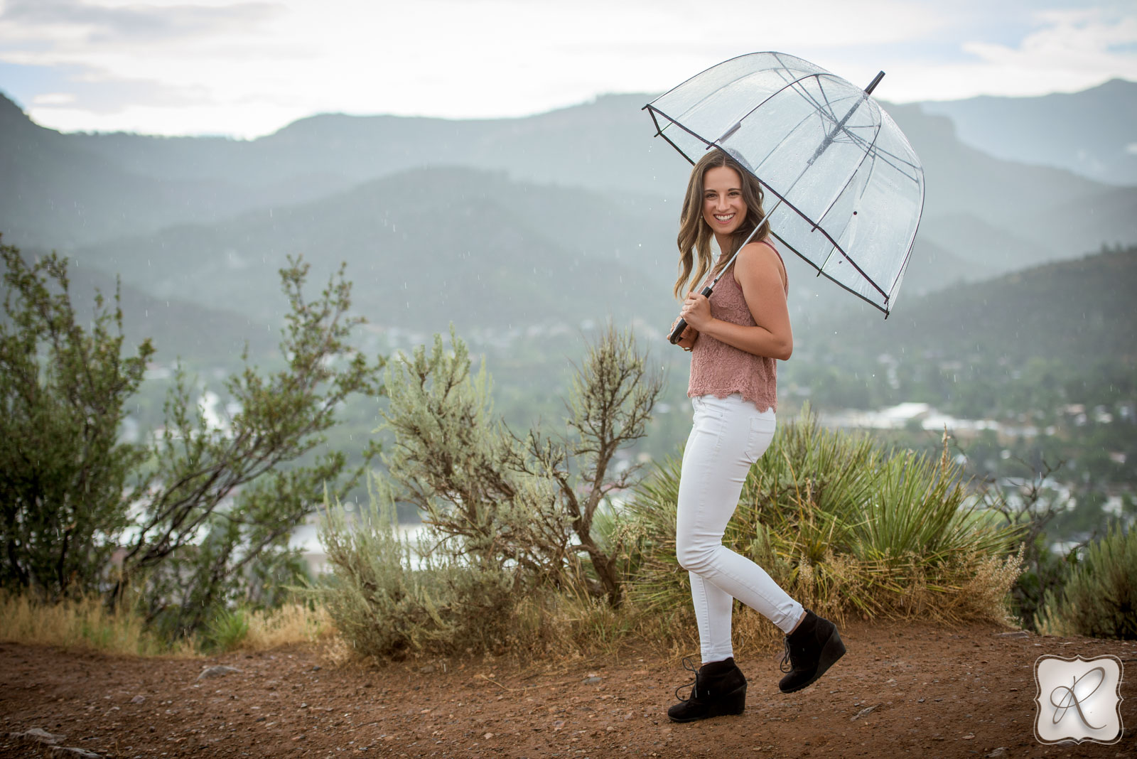 Bayfield Colorado Senior Pictures - umbrella