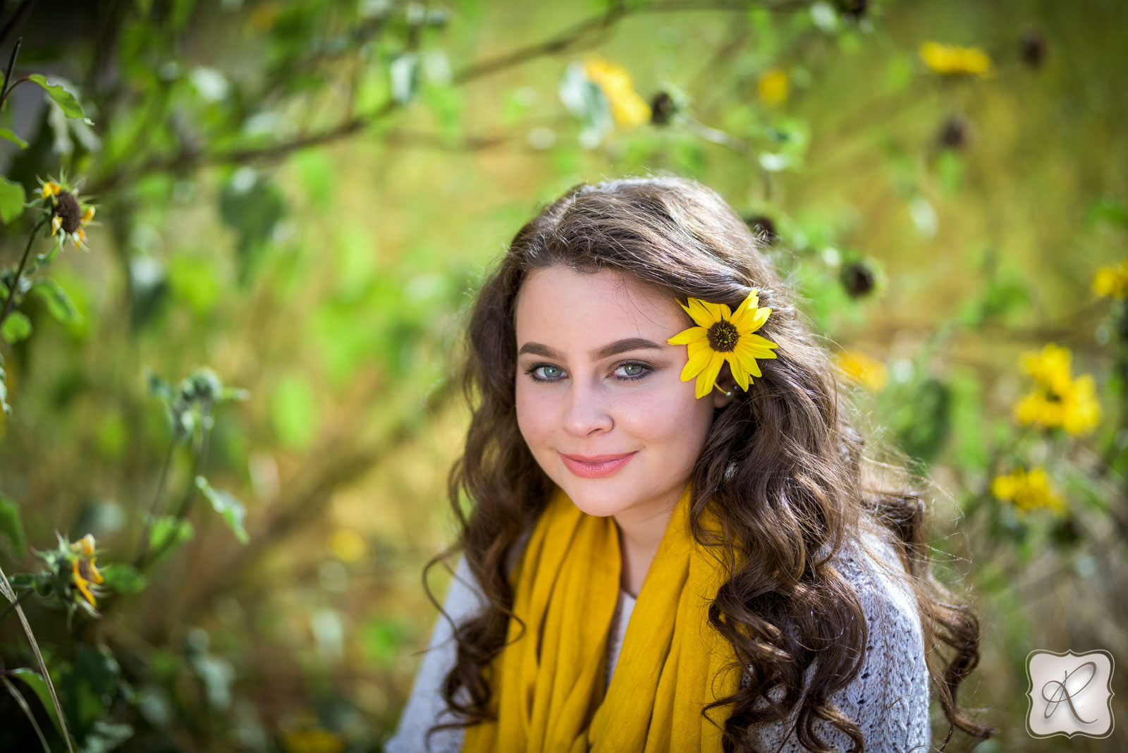 flower senior pictures by Allison Ragsdale Photography