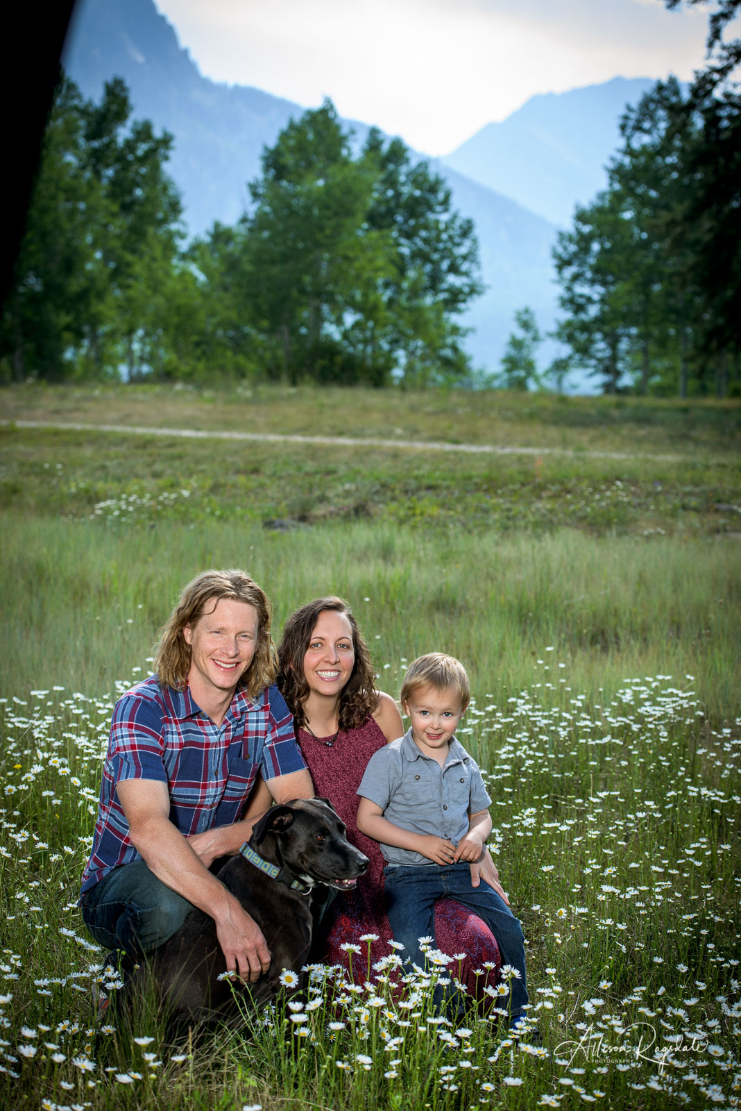 outdoor family portraits in Durango Colorado