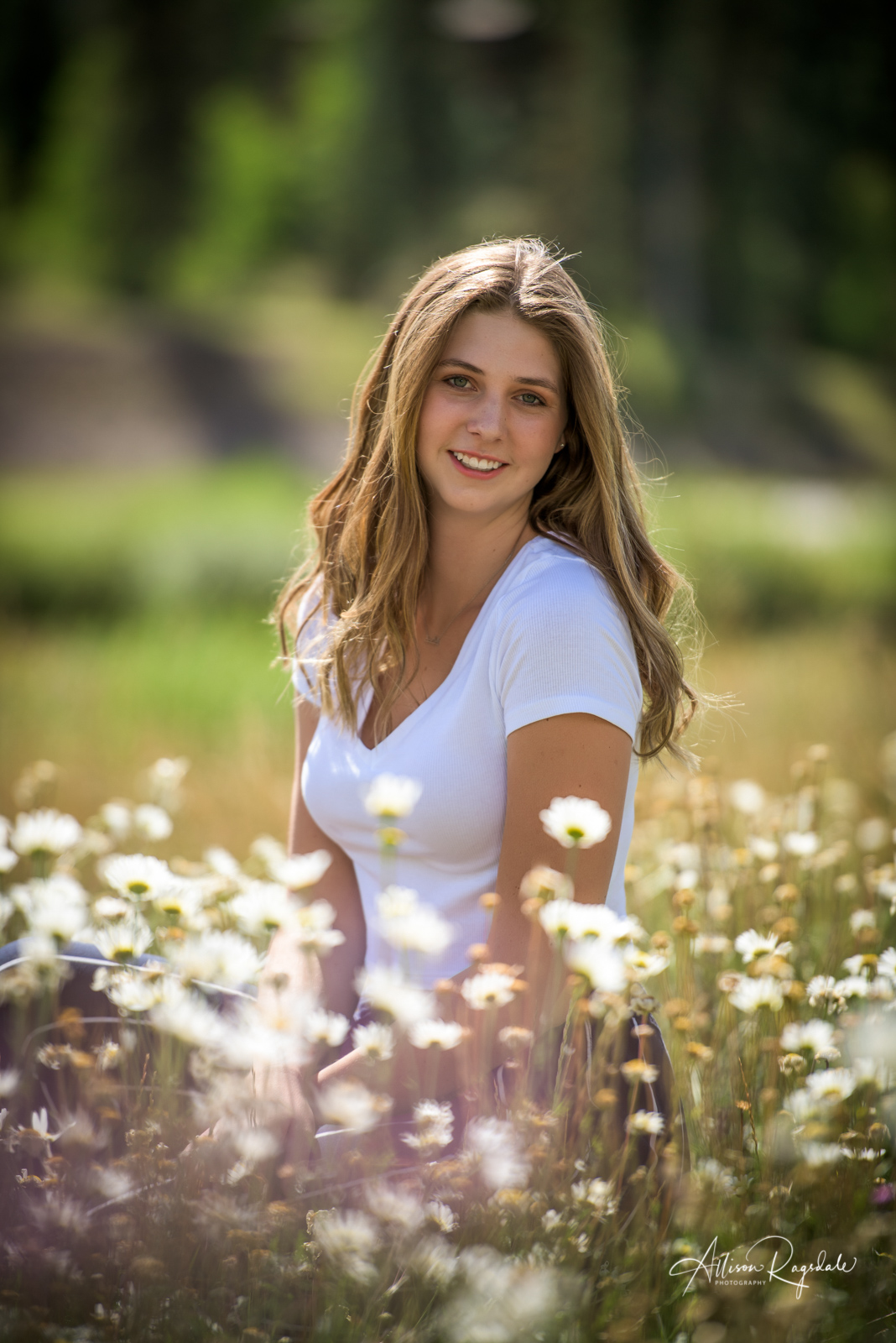 outdoor senior portraits by Allison Ragsdale Photography 