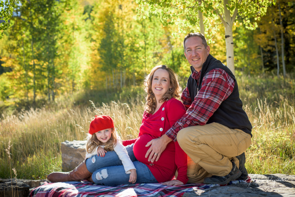 outdoor fall family portraits