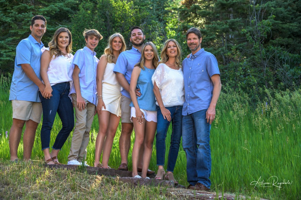 Family Pictures in the forest, the McKeown Family