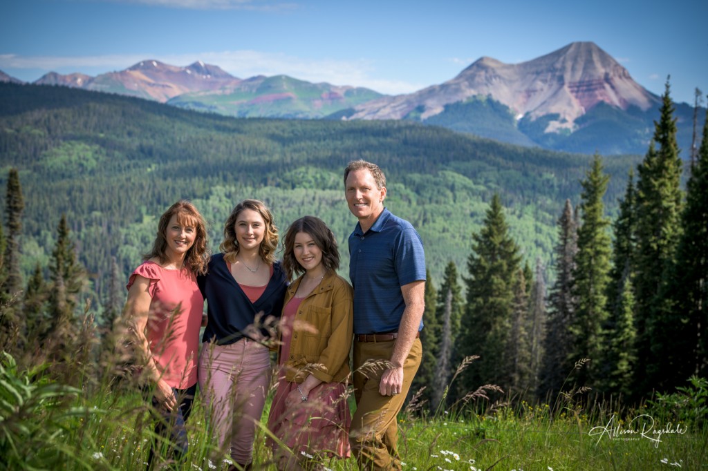 Family photos in the mountains