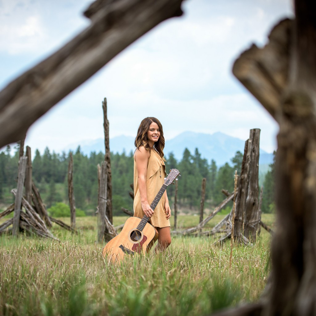 Senior picture outside in Durango, Colorado