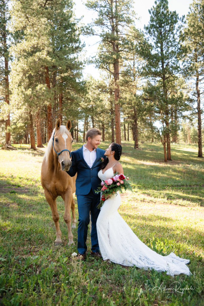 Colorado wedding pictures with forest