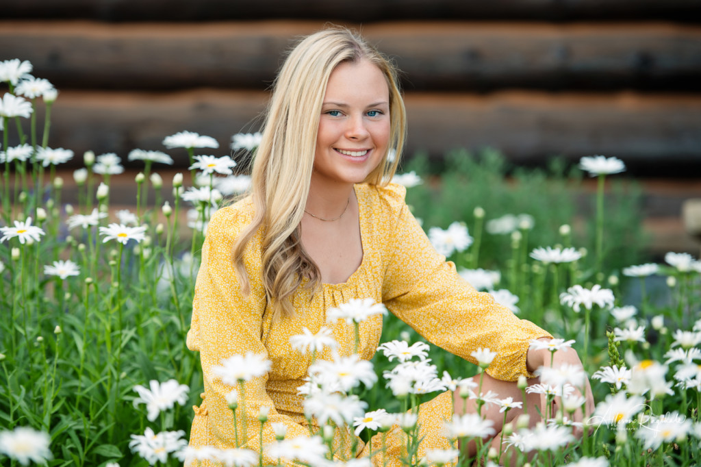 Senior shoot with flowers with Allison Ragsdale Photography in Durango Colorado